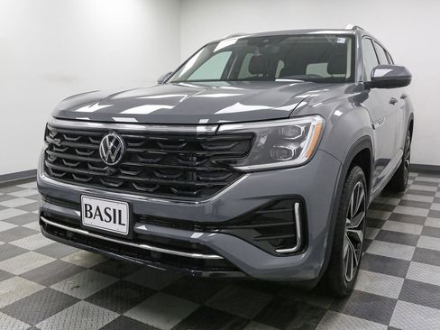 New 2026 Volkswagen Atlas SEL Premium R-Line AWD/4WD image 4