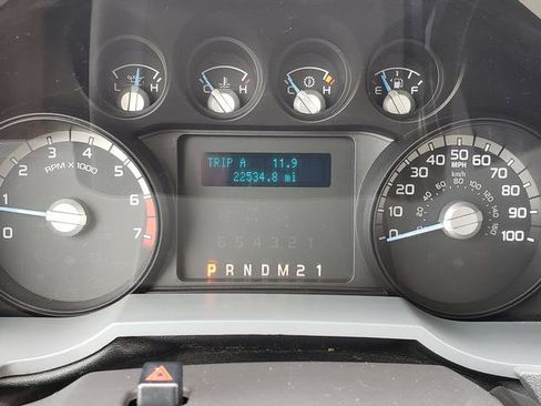 Used 2011 Ford F350 XL w/ Skid Plate Pkg image 24