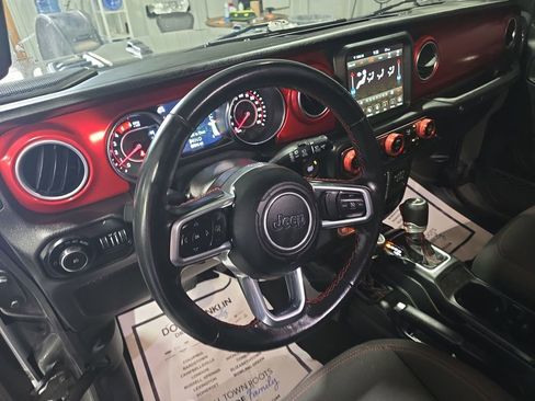 Used 2021 Jeep Wrangler Unlimited Rubicon AWD/4WD image 19
