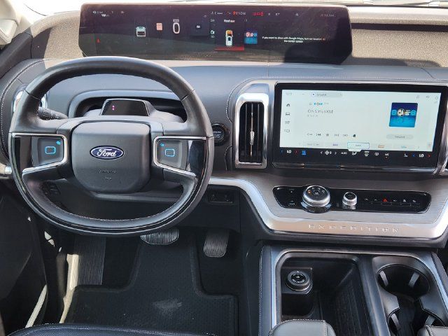 Used 2025 Ford Expedition Max Platinum AWD/4WD image 29
