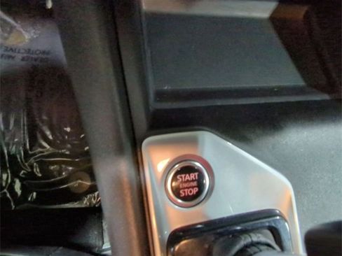 Used 2025 Nissan Altima 2.5 SV image 16