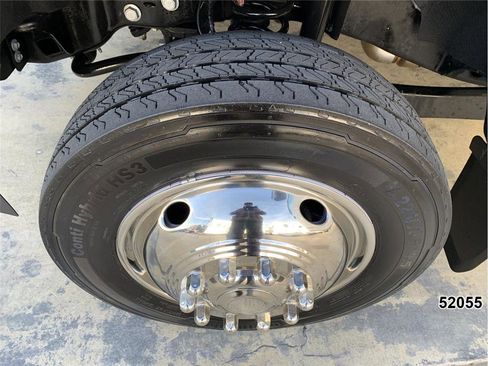 Used 2022 Ford F550 2WD Crew Cab Super Duty image 15