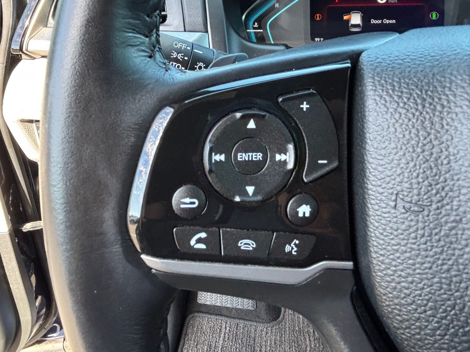 Used 2023 Honda Odyssey Touring image 22