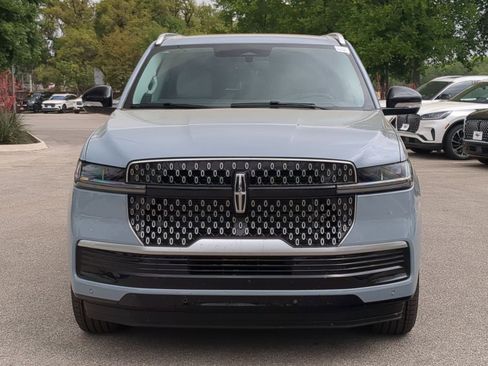 New 2026 Lincoln Navigator L Reserve image 8
