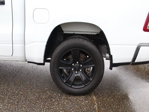 Used 2024 RAM 1500 Big Horn RWD image 36