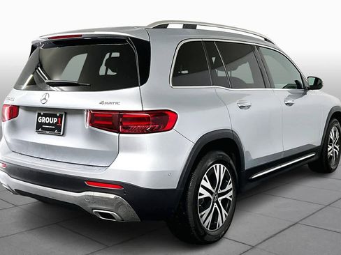 Used 2025 Mercedes-Benz GLB 250 4MATIC image 12