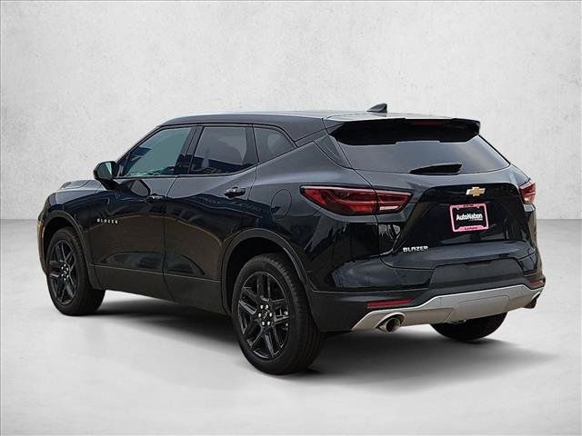 New 2026 Chevrolet Blazer LT FWD image 9