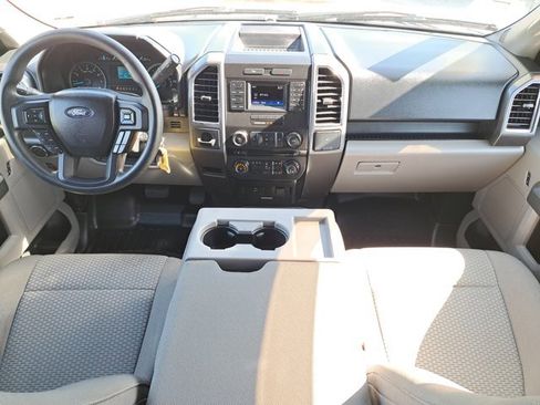 Used 2016 Ford F150 XLT image 17