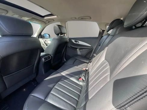 Used 2017 INFINITI QX50 2WD image 11