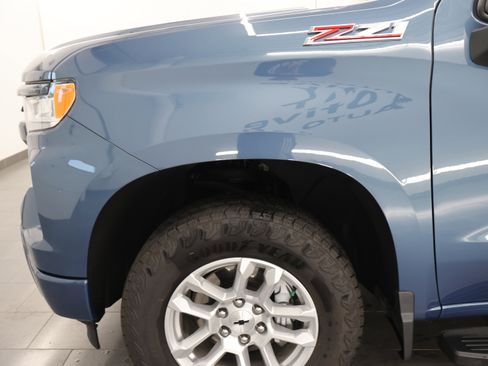 Used 2024 Chevrolet Silverado 1500 RST AWD/4WD image 34