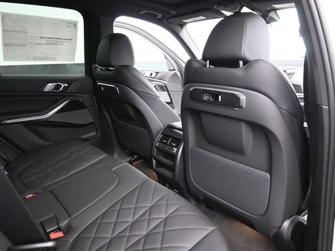 New 2026 BMW X5 xDrive40i w/ M Sport Package AWD/4WD image 24