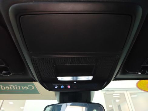 Used 2026 Chevrolet Equinox LT AWD/4WD image 27