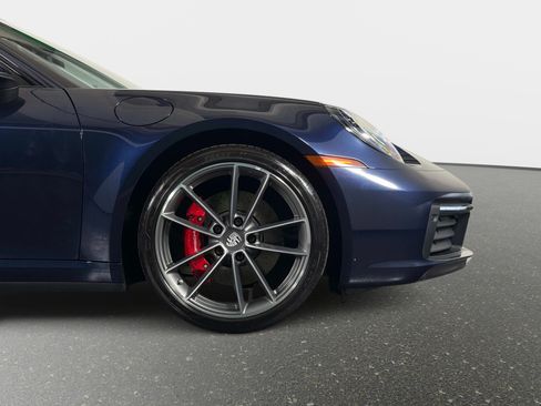 Used 2021 Porsche 911 Carrera 4S AWD/4WD image 4
