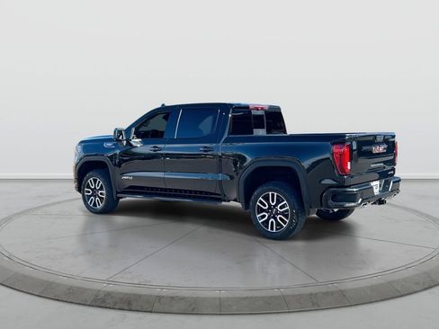 Used 2025 GMC Sierra 1500 AT4 w/ AT4 Premium Package AWD/4WD image 6