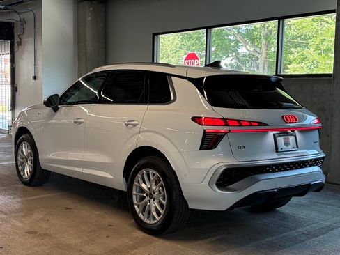 New 2026 Audi Q3 quattro 2.0T AWD/4WD image 3
