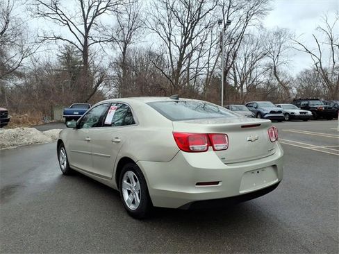 Used 2015 Chevrolet Malibu LS w/ Protection Package image 5