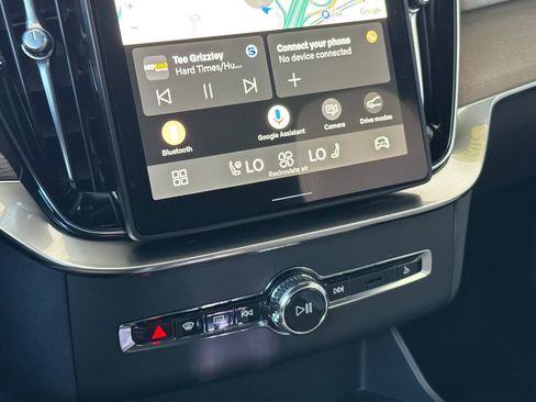 New 2026 Volvo XC90 B5 Core image 21