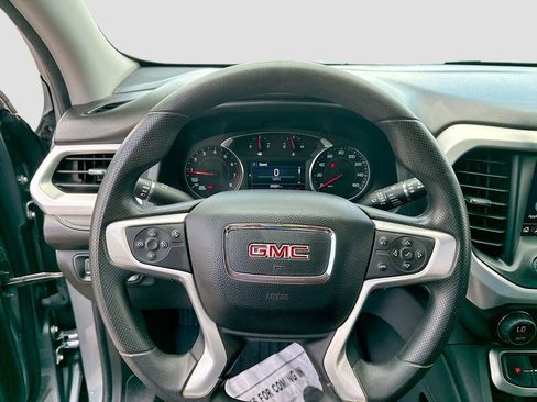 Used 2023 GMC Acadia SLE w/ Driver Convenience Package FWD image 13