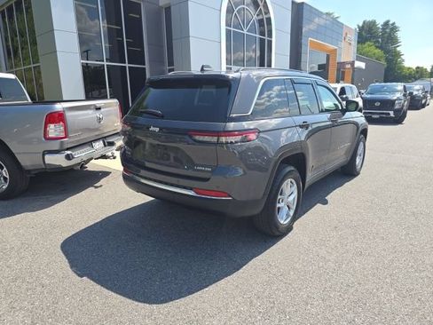 Certified 2025 Jeep Grand Cherokee Laredo X AWD/4WD image 6