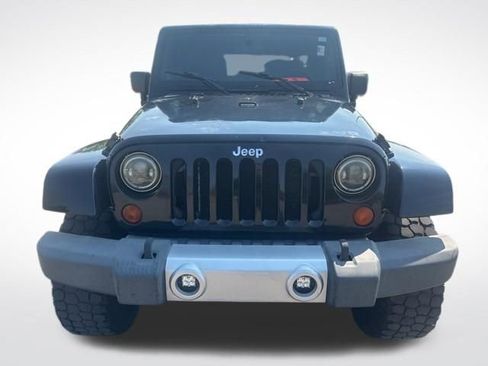 Used 2008 Jeep Wrangler Unlimited Sahara w/ Dual Top Group image 8
