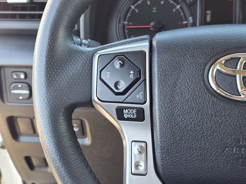 Used 2022 Toyota 4Runner SR5 Premium w/ Moonroof Package image 25