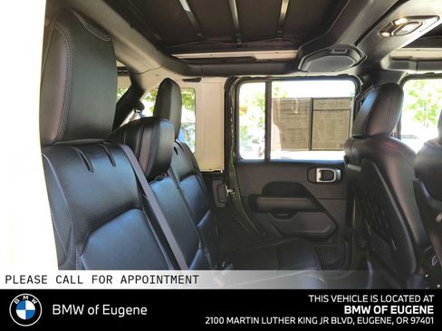 Used 2023 Jeep Wrangler Unlimited Rubicon 392 w/ Trailer Tow Package AWD/4WD image 15