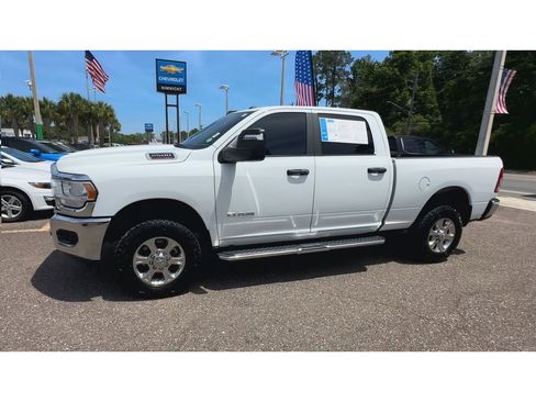 Used 2024 RAM 2500 Big Horn w/ Off Road Package AWD/4WD image 6