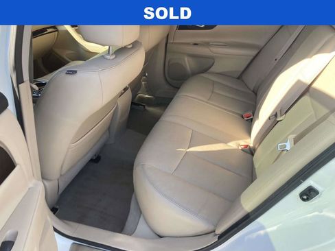 Used 2014 Nissan Altima 2.5 SL w/ Technology Package FWD image 12