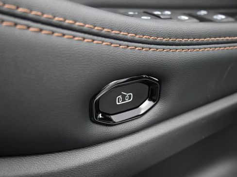 New 2026 Jeep Cherokee Overland image 27