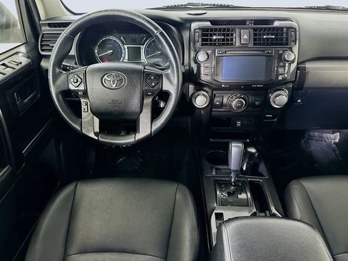 Used 2016 Toyota 4Runner Trail Premium AWD/4WD image 17