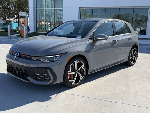 New 2026 Volkswagen GTI SE image 7