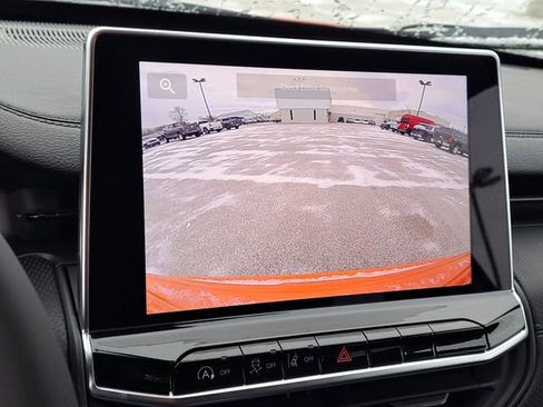 New 2026 Jeep Compass Latitude image 12