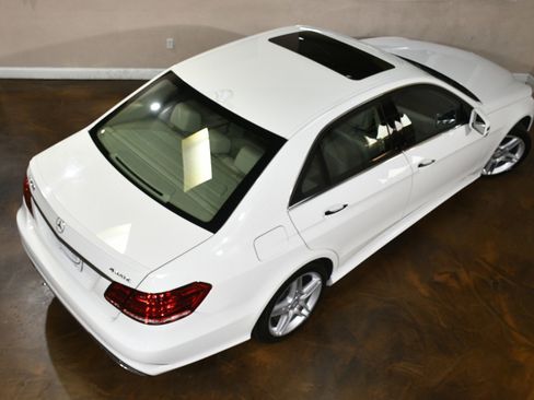 Used 2014 Mercedes-Benz E 350 4MATIC Sedan image 75