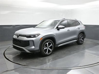 New 2025 Volkswagen Tiguan SE