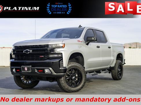 Used 2021 Chevrolet Silverado 1500 LT Trail Boss w/ Convenience Package II image 1