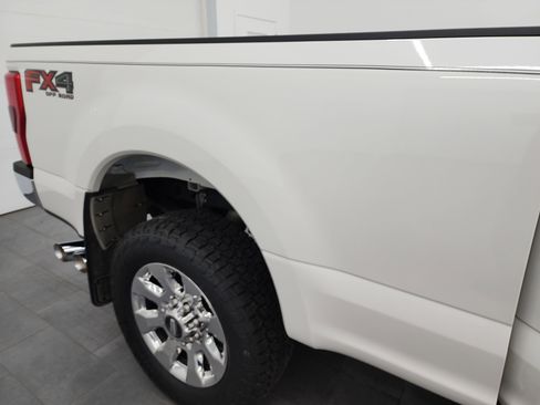 Used 2017 Ford F250 Lariat w/ Lariat Ultimate Package image 28