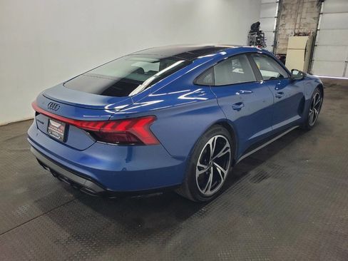 Used 2022 Audi e-tron GT Prestige image 7