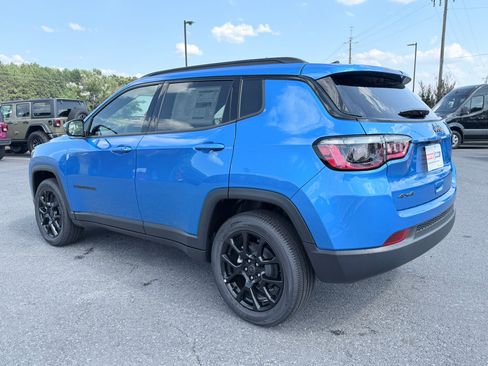 New 2026 Jeep Compass Latitude AWD/4WD image 7