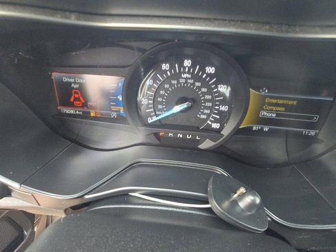 Used 2020 Ford Fusion SE image 10