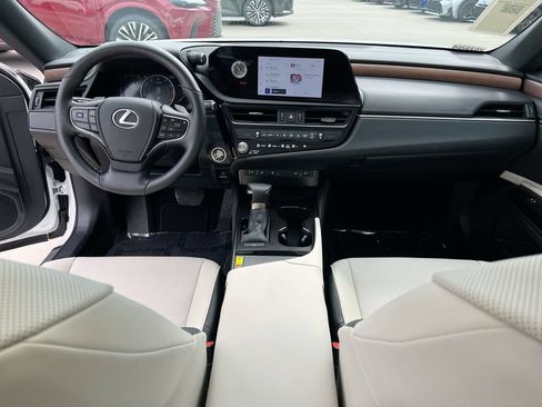 Certified 2024 Lexus ES 350 w/ Premium Package FWD image 20