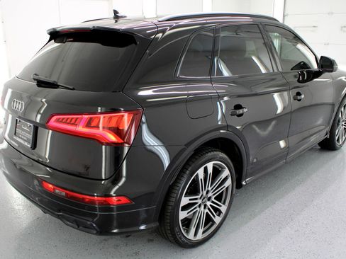 Used 2019 Audi SQ5 Premium Plus w/ Premium Plus Package image 10