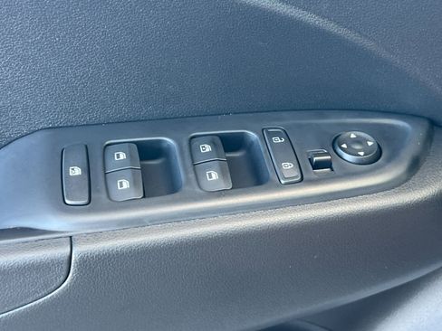 New 2025 Hyundai Venue SEL image 13