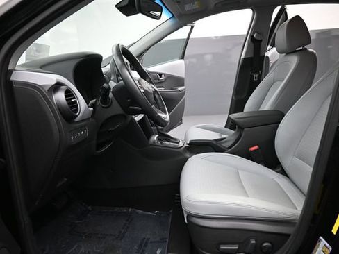 Used 2021 Hyundai Kona Ultimate w/ Cargo Package AWD/4WD image 17