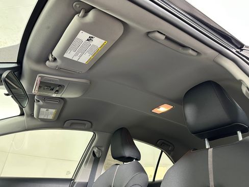 Used 2022 Toyota Camry LE image 13