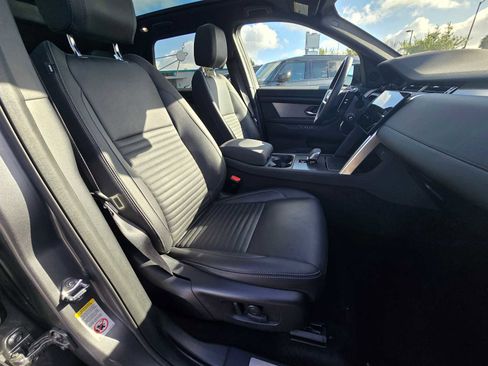 Used 2025 Land Rover Discovery Sport Dynamic SE image 11