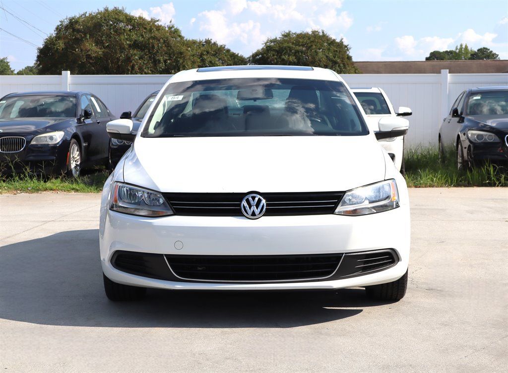 Used 2014 Volkswagen Jetta TDI FWD image 2
