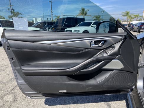 Used 2018 INFINITI Q60 3.0t Luxe image 16