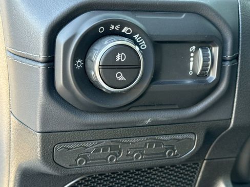 New 2026 Jeep Gladiator Sport AWD/4WD image 24