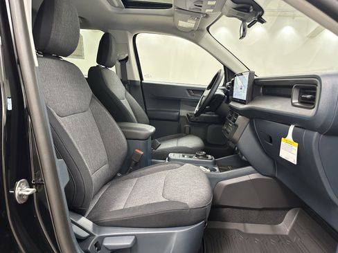 New 2025 Ford Maverick XLT w/ XLT Luxury Package image 22