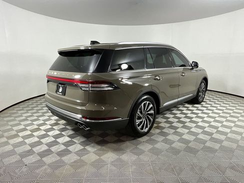 Used 2025 Lincoln Aviator 2WD w/ Equipment Group 101A image 4